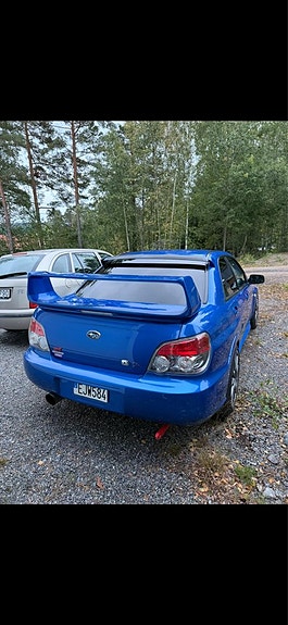 Subaru Impreza 3 of 5