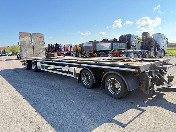 Lastväxlarsläp kombisläp maskinsläp