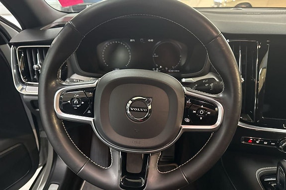 Volvo S60 11 of 15
