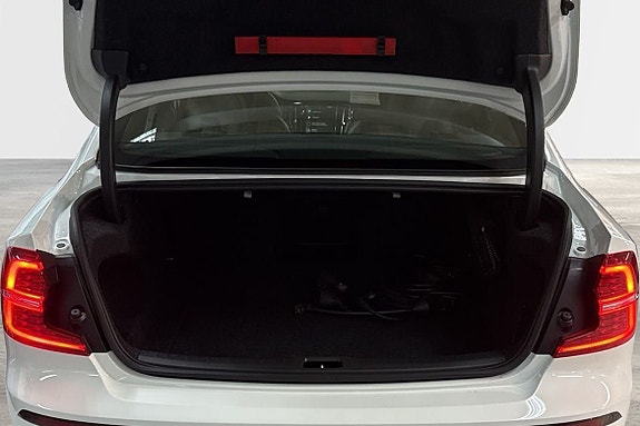 Volvo S60 8 of 15