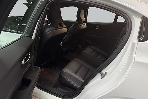 Volvo S60 7 of 15