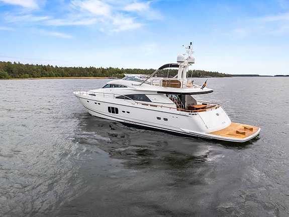 Fairline Squadron 78 -11 GÄRNA INBYTE 2 of 12