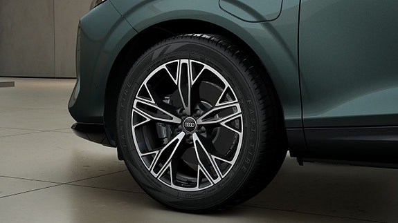 Audi Q3 5 of 5