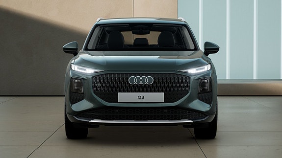 Audi Q3 4 of 5