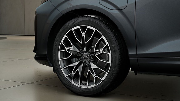 Audi Q3 5 of 5