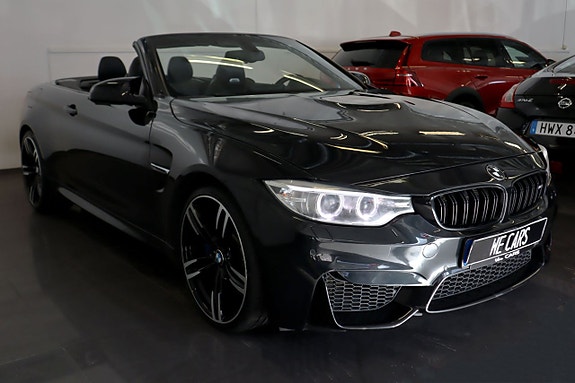 BMW M4 3 of 5
