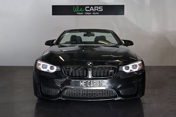 BMW M4 4 of 5