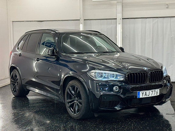 BMW X5 3 of 5