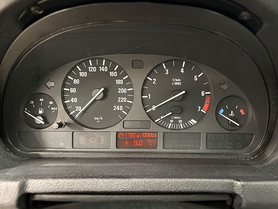 BMW X5 13 of 27
