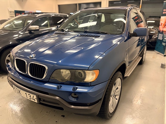 BMW X5 3 of 27