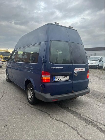 Volkswagen Transporter 3 of 5