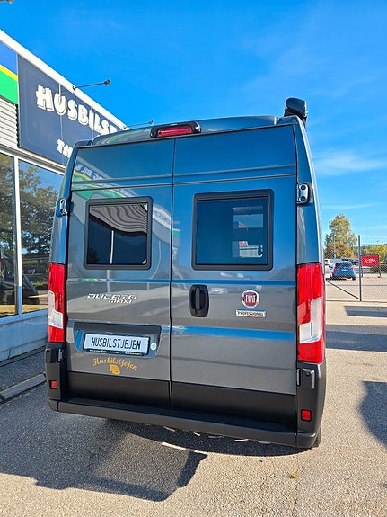 Pössl SUMMIT PRIME 600 FIAT 9-STEGS AUT. 180HK 3 of 21
