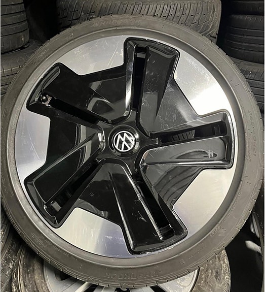 Product image 3 of 8