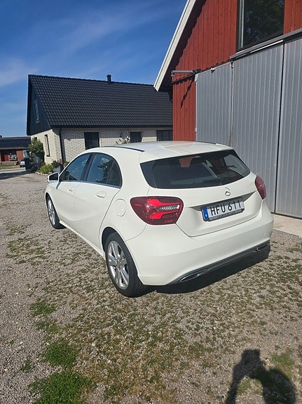 Mercedes-Benz A180 d 3 of 7