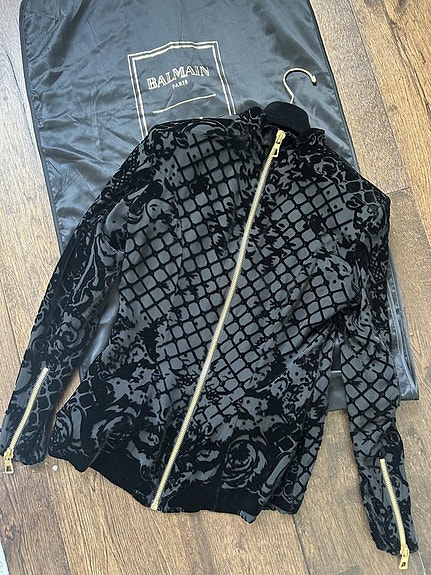 Product image 1 of 6