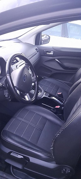 Ford Kuga 7 of 11