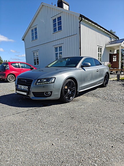 Audi A5 2 of 3