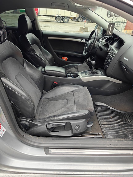 Audi A5 6 of 8
