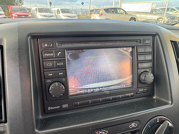 Nissan NV200 18 of 19