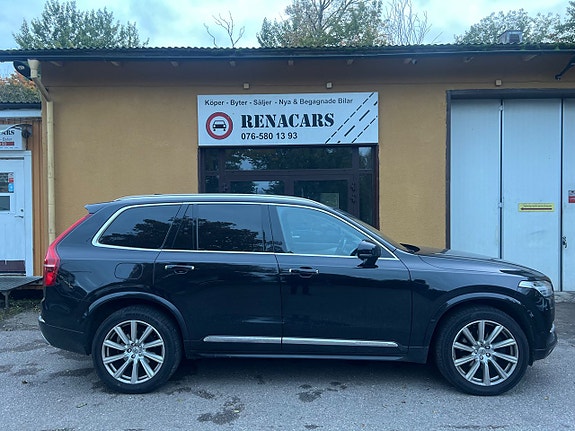 Volvo XC90 3 of 5