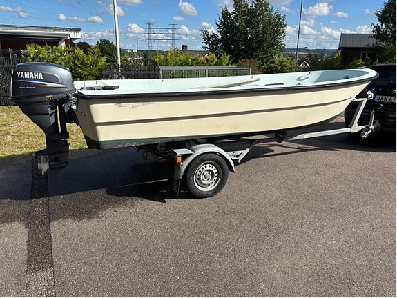 Örnvik 480, Yamaha 25 4-takt, trailer nybesiktigad 3 of 4