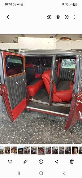 Ford Sedan V8 3 of 4