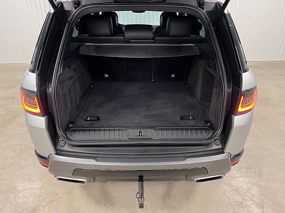 Land Rover Range Rover Sport 27 of 27