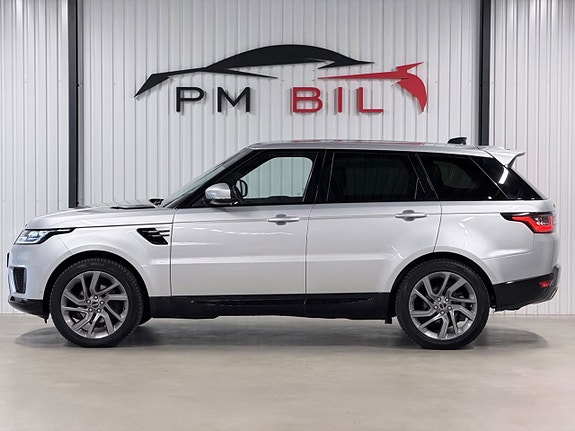 Land Rover Range Rover Sport 5 of 27