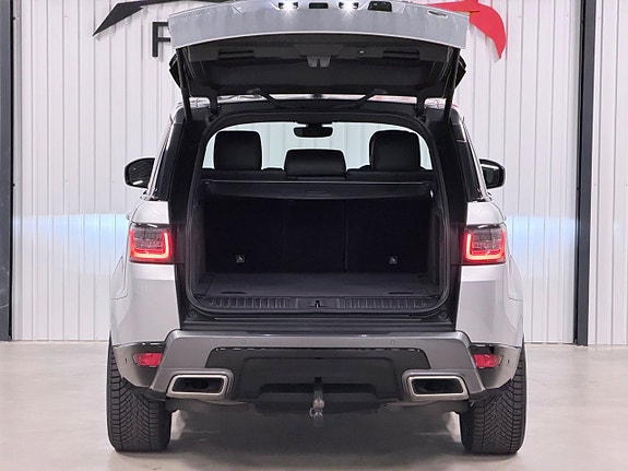 Land Rover Range Rover Sport 25 of 27
