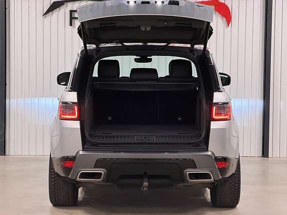Land Rover Range Rover Sport 25 of 27