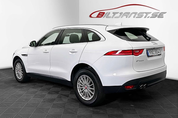 Jaguar F-PACE 3 of 19
