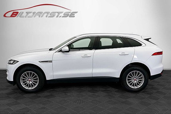 Jaguar F-PACE 2 of 19