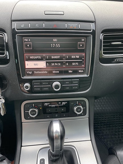 Volkswagen Touareg 11 of 17