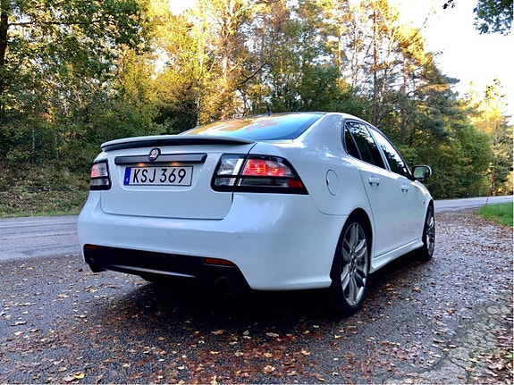 Saab 9-3 2 of 5