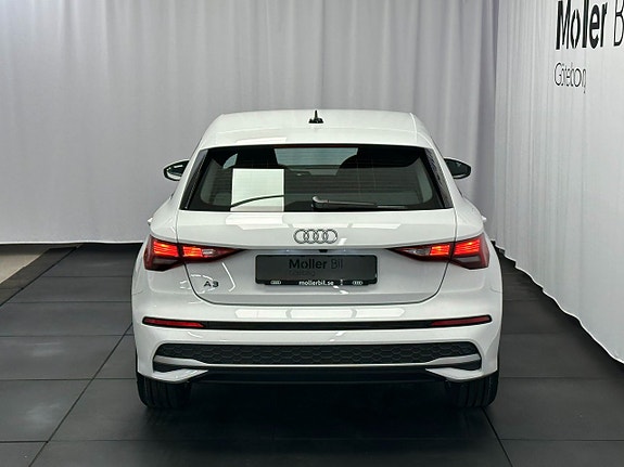 Audi A3 5 of 14
