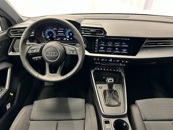 Audi A3 8 of 14