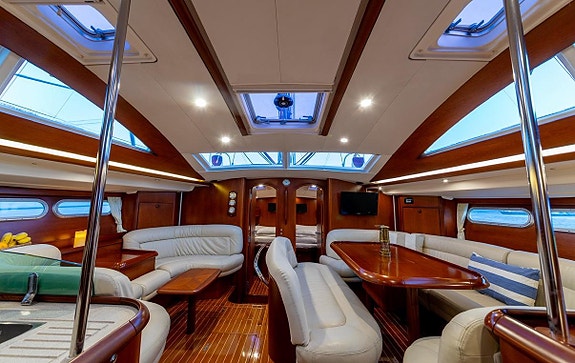 Jeanneau Sun Odyssey 54DS 9 of 13