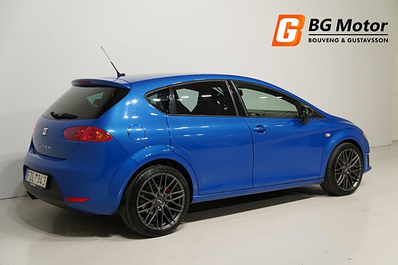 Seat Leon 3 of 5