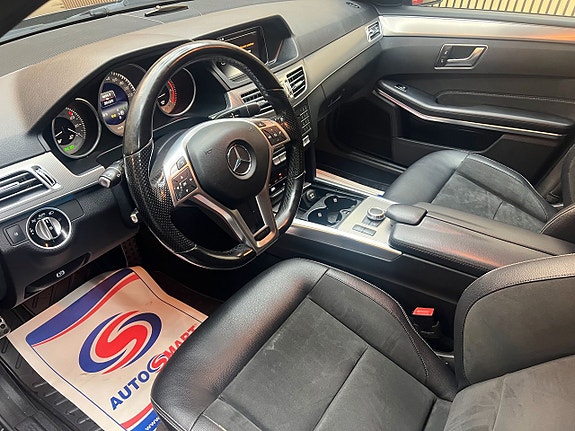 Mercedes-Benz E220 6 of 15