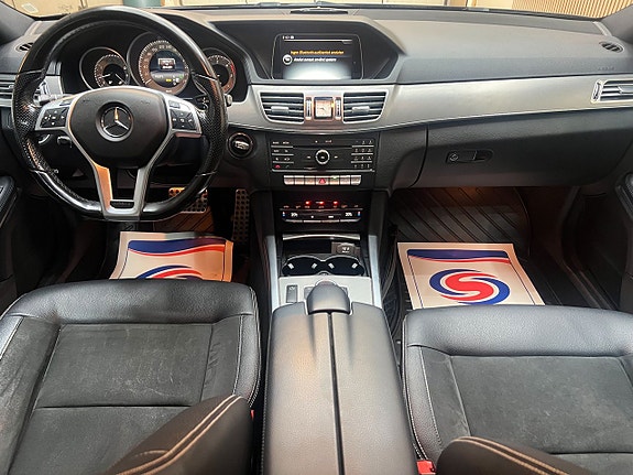 Mercedes-Benz E220 11 of 15