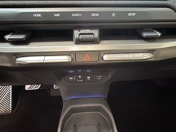 Kia EV3 13 of 21