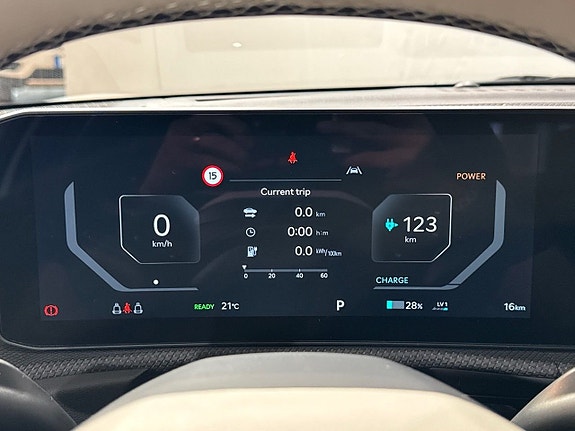 Kia EV6 8 of 12