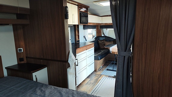 Polar 680 Customized - AC - Markis - Förbränningstoalett - 18 of 21