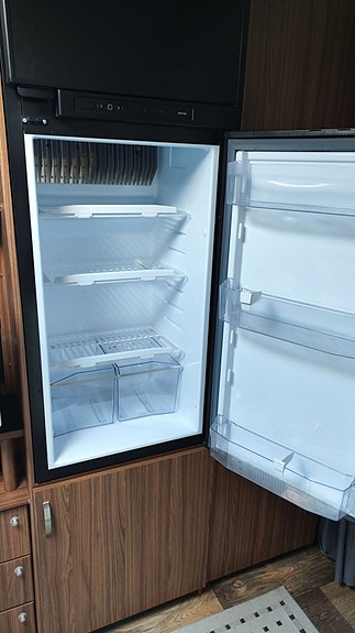 Polar 680 Customized - AC - Markis - Förbränningstoalett - 10 of 21