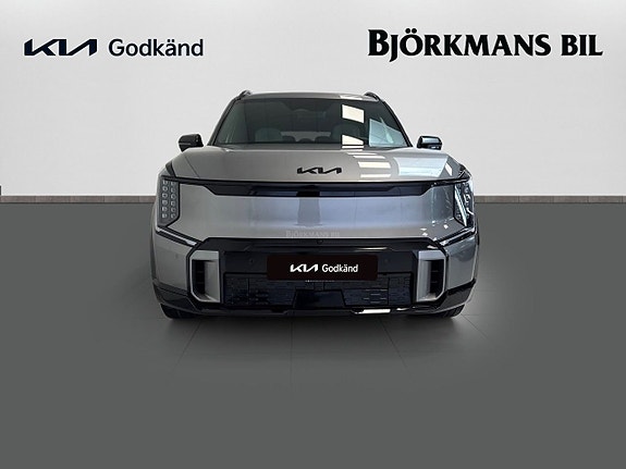 Kia EV9 2 of 19