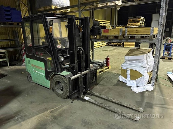 Motviktstruck Mitsubishi EP30-K-PAC (rep obj)