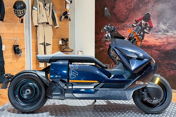 BMW CE 04 |391 mil|Snabbladdare|Navi|Hand & sätesvärme|