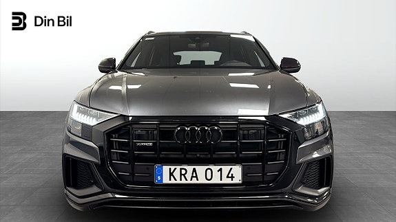 Audi Q8 4 of 5