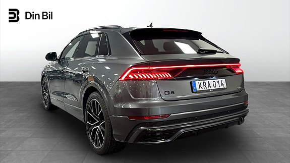 Audi Q8 3 of 5