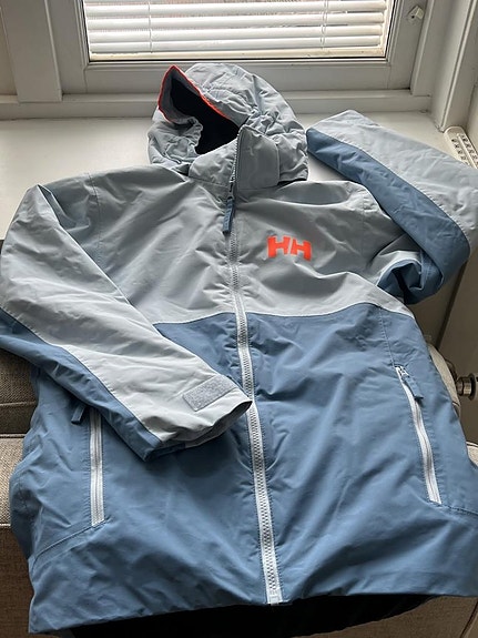 Product image 1 of 3